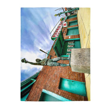 Load image into Gallery viewer, Yaz Statue Blanket